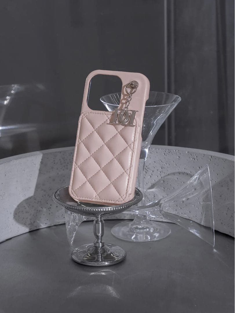キルティングミラーDDチャームiPhoneケース iPhone16pro ピンク