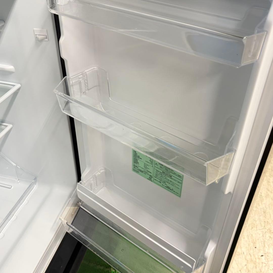 690 ブラックカラー　冷蔵庫　200L弱　洗濯機　小型　一人暮らし　極美品