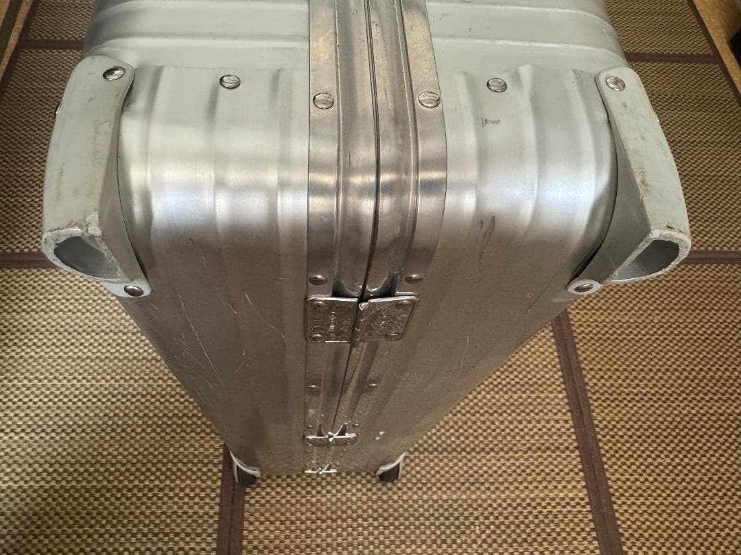 大幅値下・廃番青ロゴ・希少トップハンドルモデル・RIMOWA （98〜100L）