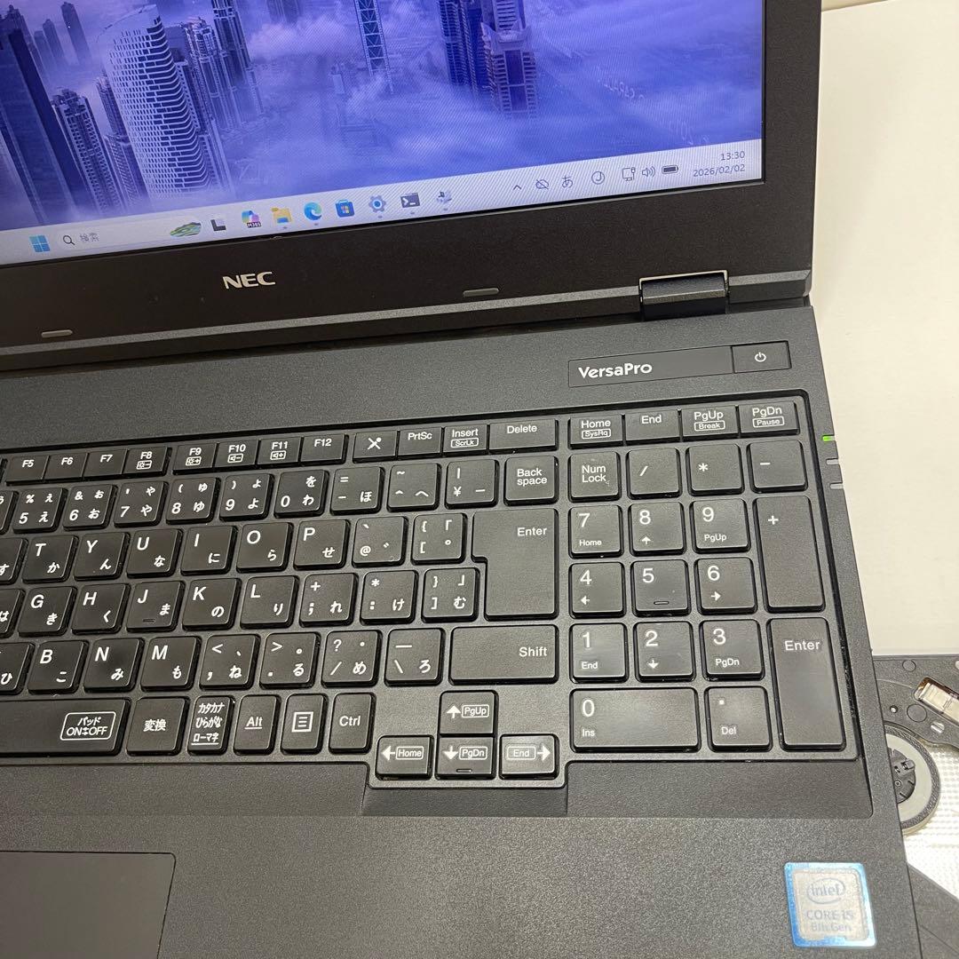Windowsノート本体 NEC VersaPro VF-6 i5-8265U 8GB SSD256GB