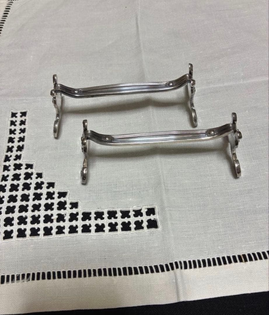 クリストフル　希少　コキーユのナイフレスト　アンティターニッシュの収納袋付き