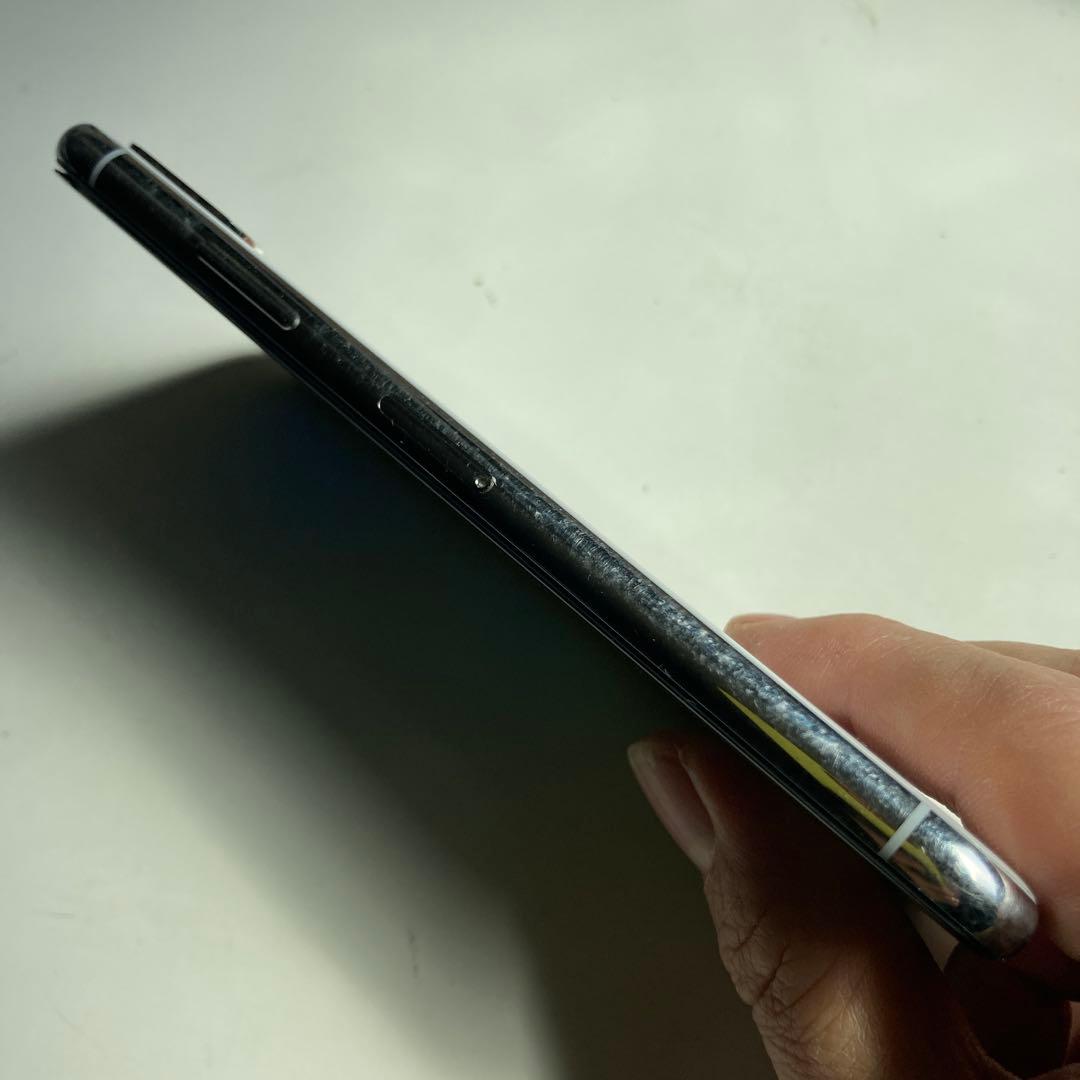 ★訳ありApple iPhone X シルバー 本体256Gバッテリー残量79％