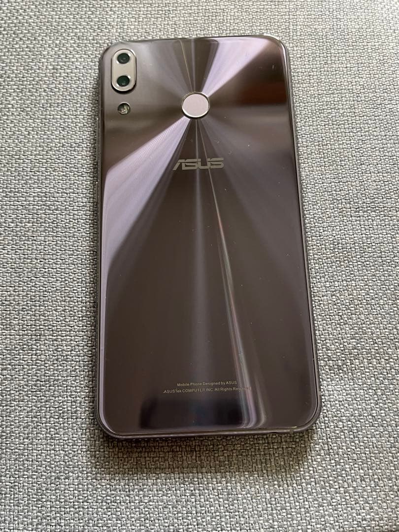 zenfone5z メモリ6GB Snapdragon 845 容量128GB