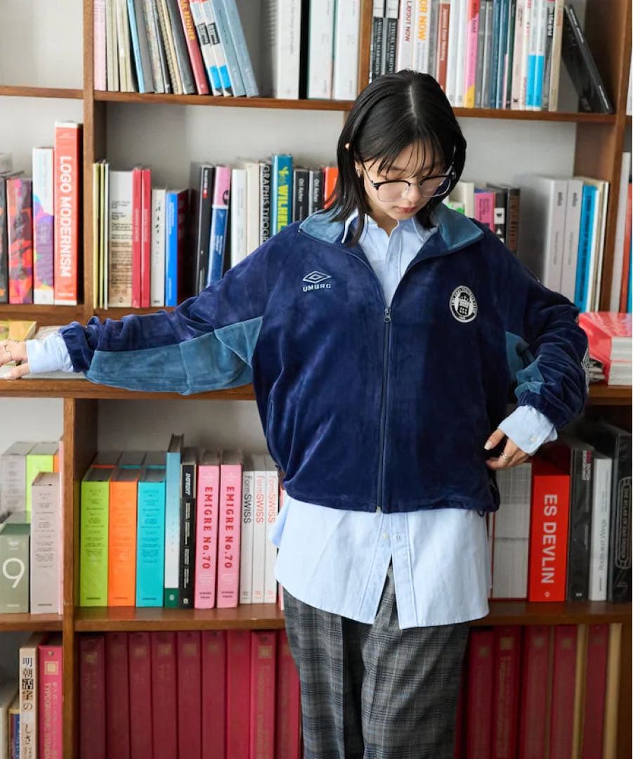 アンブロ　トラックジャケット