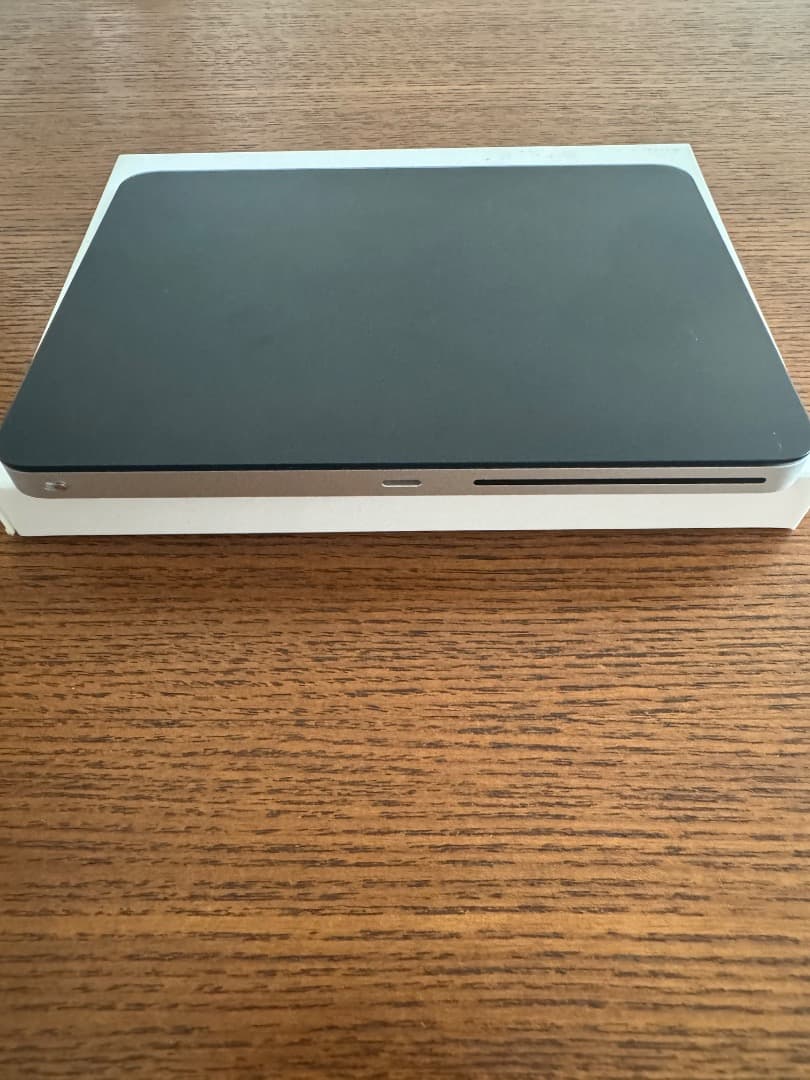Apple Magic Trackpad Black（Lightning）