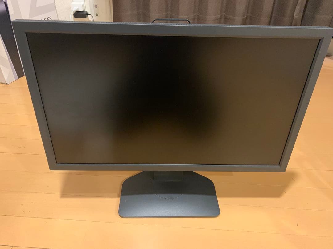 144Hz 24インチ ゲーミングモニター BenQ ZOWLE XL2411K