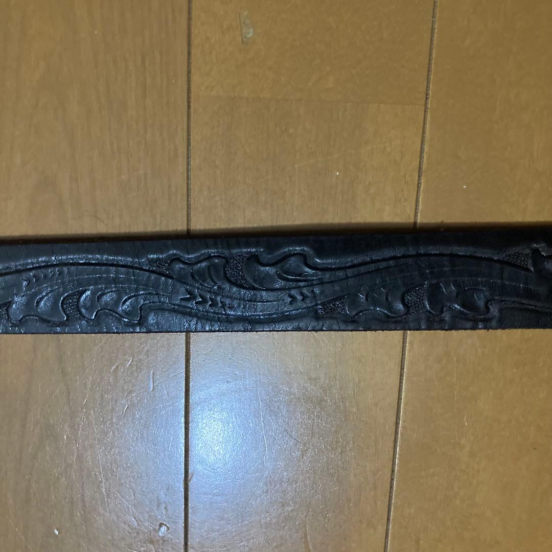 34 エンボス　ターコイズ　htc