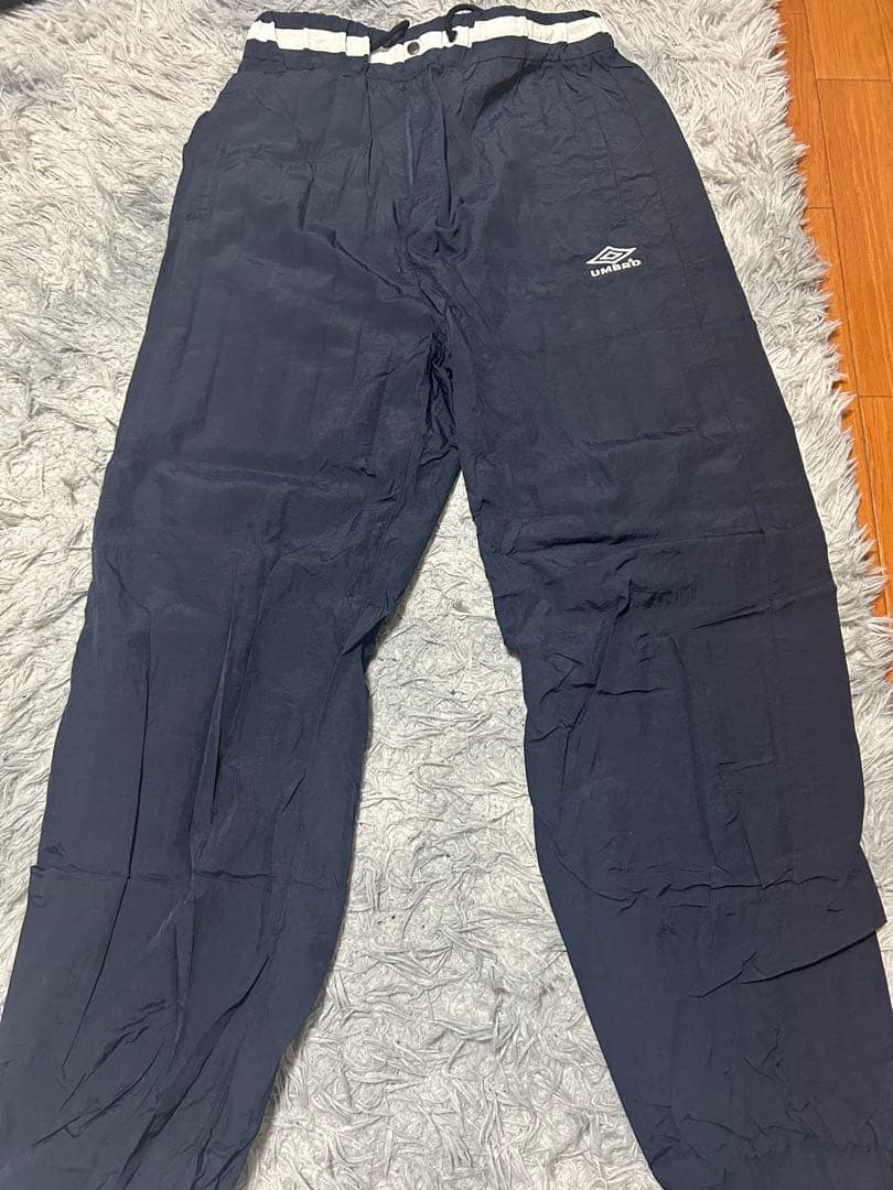 UMBRO TRACK セットアップ　ネイビー Lサイズ