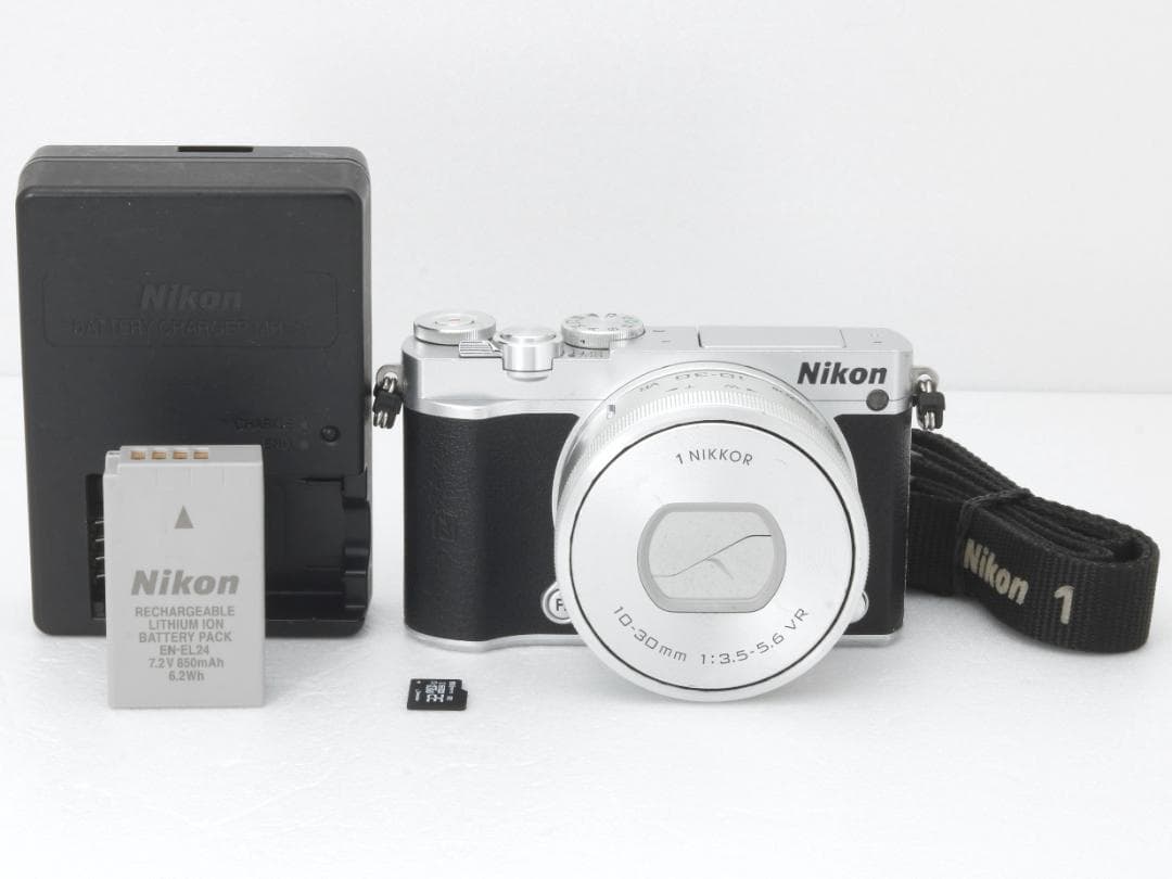 0247 ニコン Nikon 1 J5 パワーズームキット