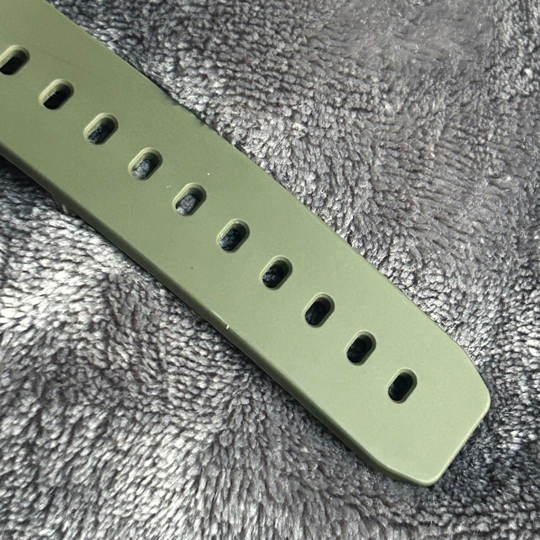 メタル×ミリタリー GM-5600B［美品］カーキグリーン G-SHOCK