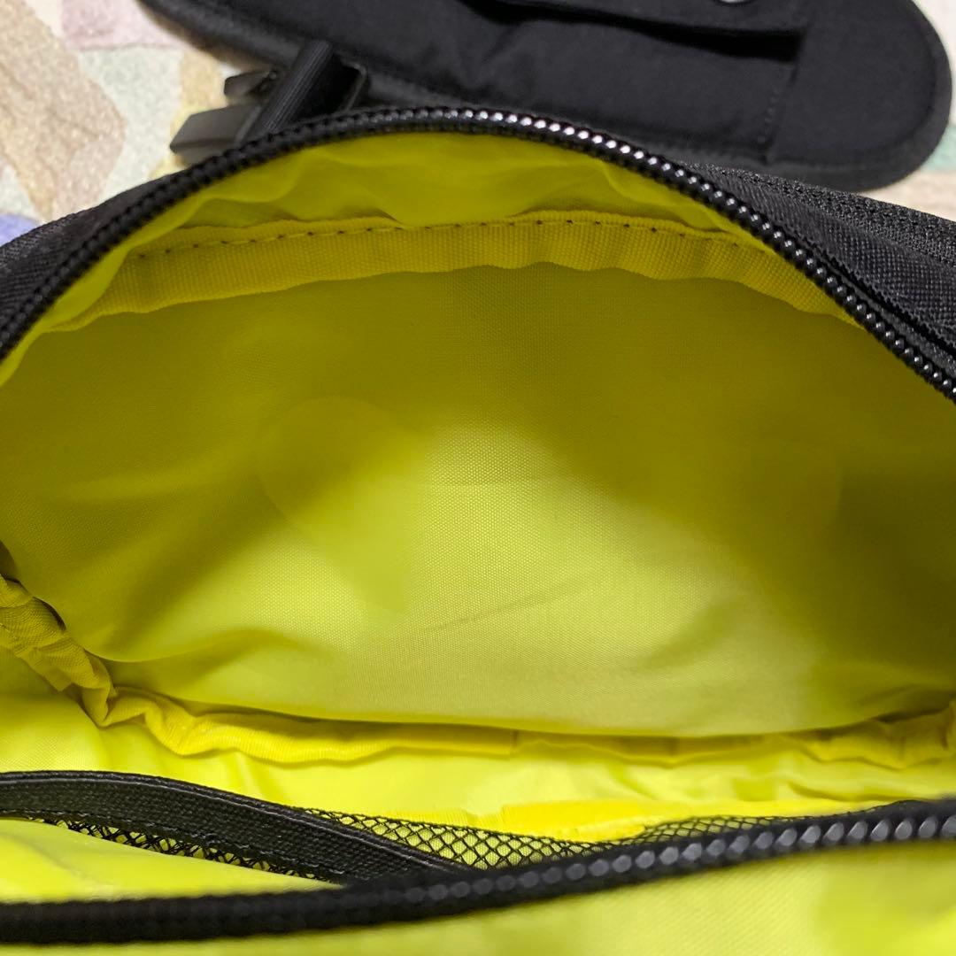 Hugoo ハグー　抱っこ紐用バッグ ヒップシート　赤ちゃん