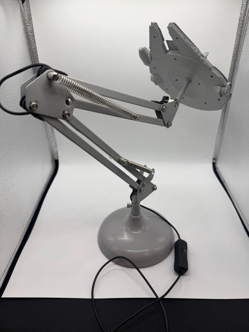 パ*ブ様 ミレニアムファルコン デスクライト