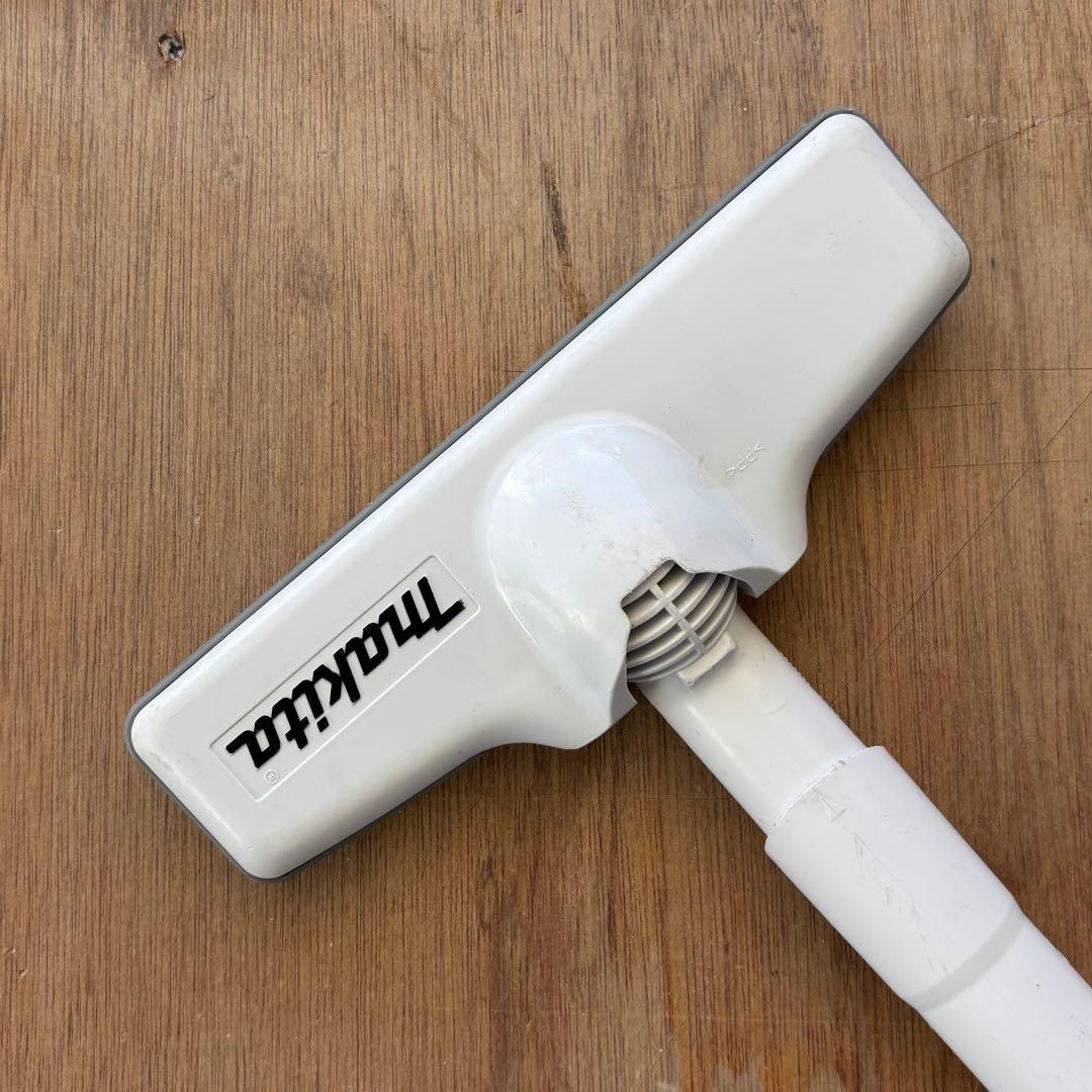 Makita 18v 充電式クリーナー CL281FD