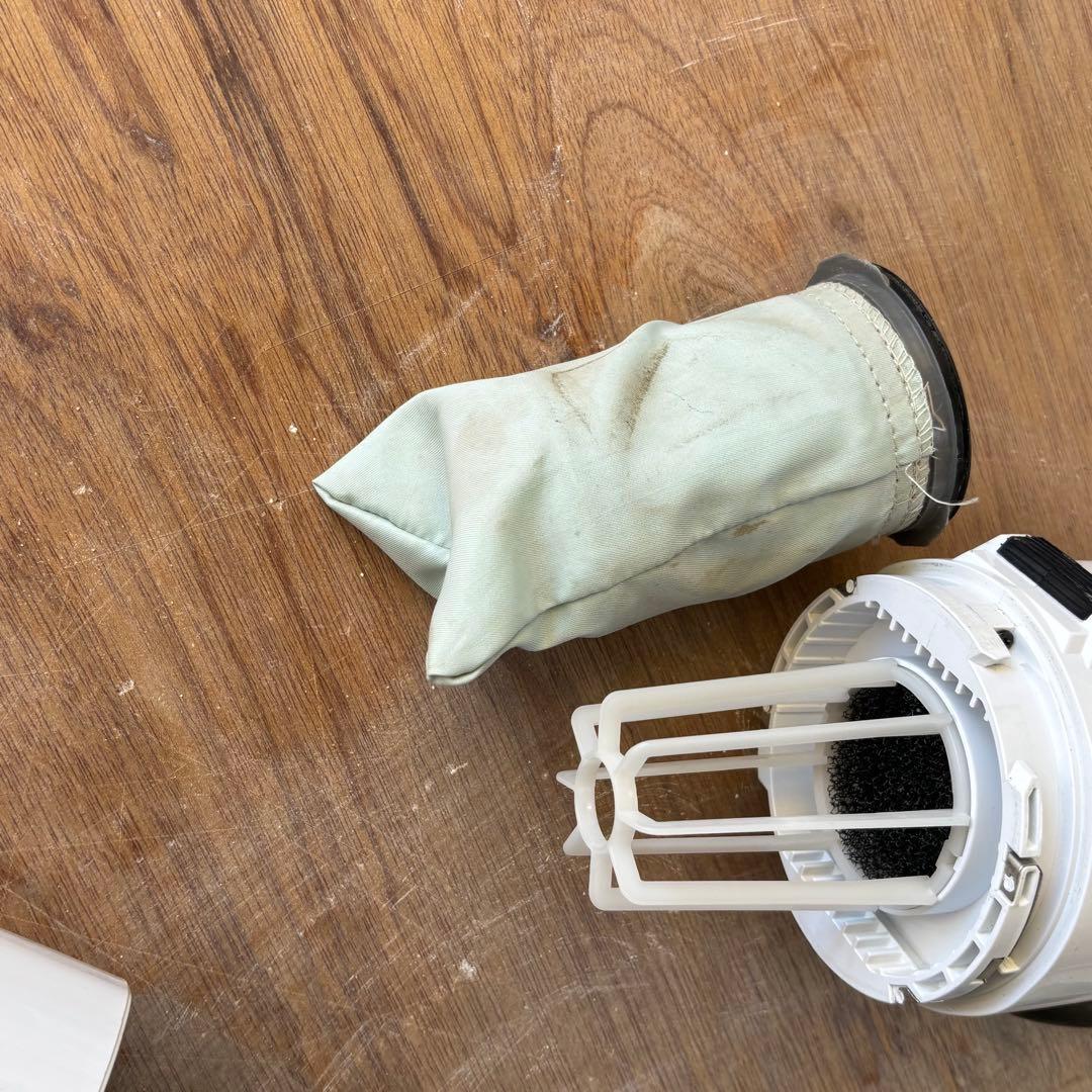 Makita 18v 充電式クリーナー CL281FD