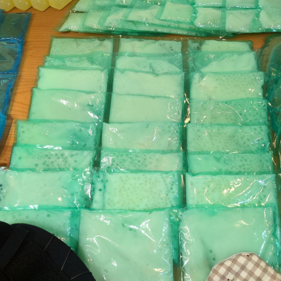 愛帽　頭皮冷却帽子　８時間分　アイスジャパン アイスグローブおまけつき