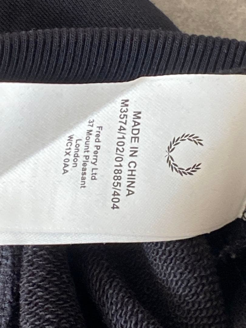 フレッドペリー ハーフジップ トレーナー ブラック