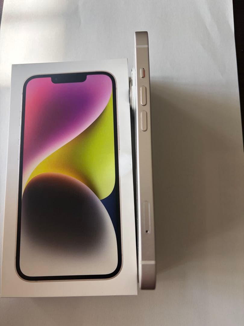 iPhone 14 256GB バッテリー容量100%