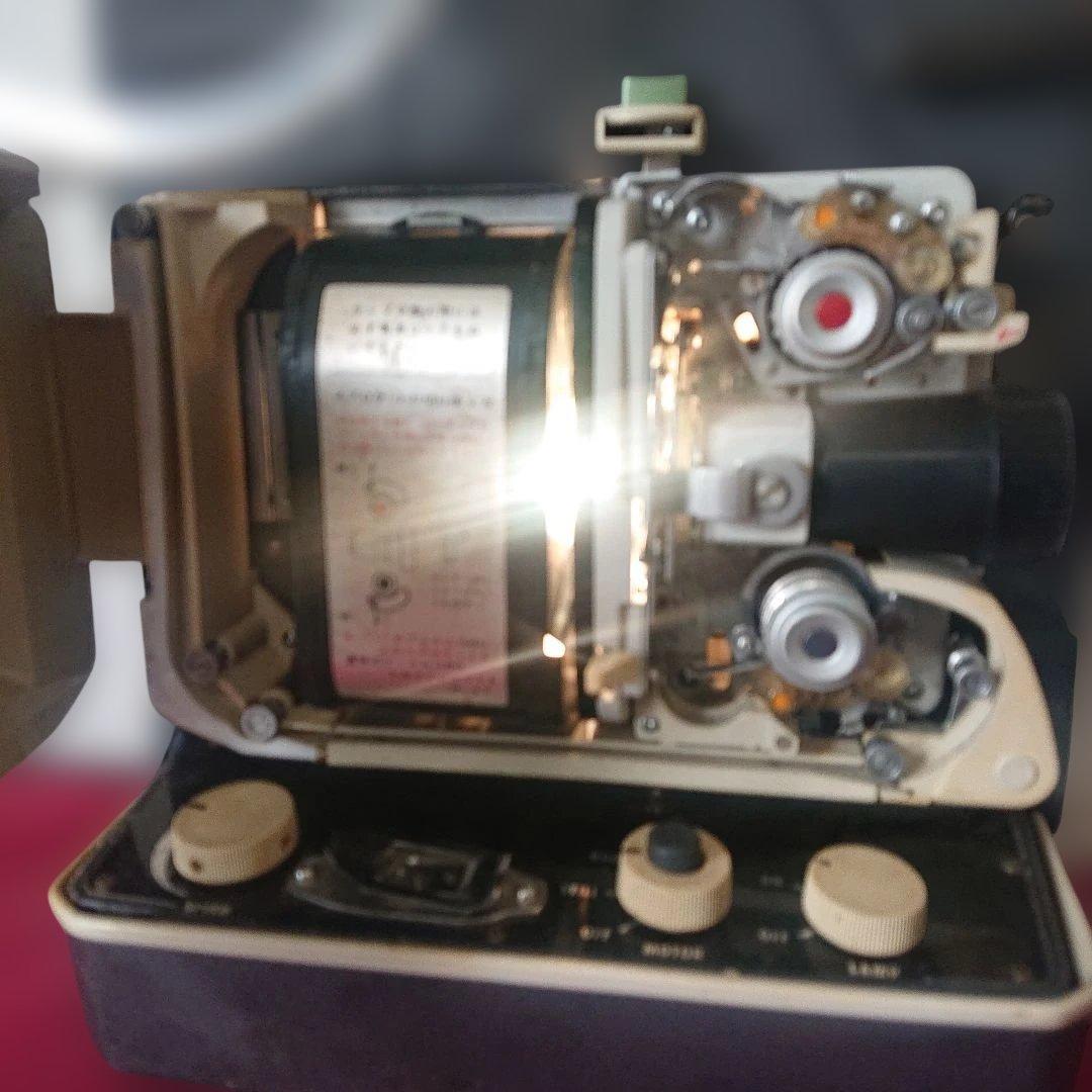 昭和希少製品、ELMO P.F.F. 映写機 ホワイト/ブラック箱付通電稼働ok