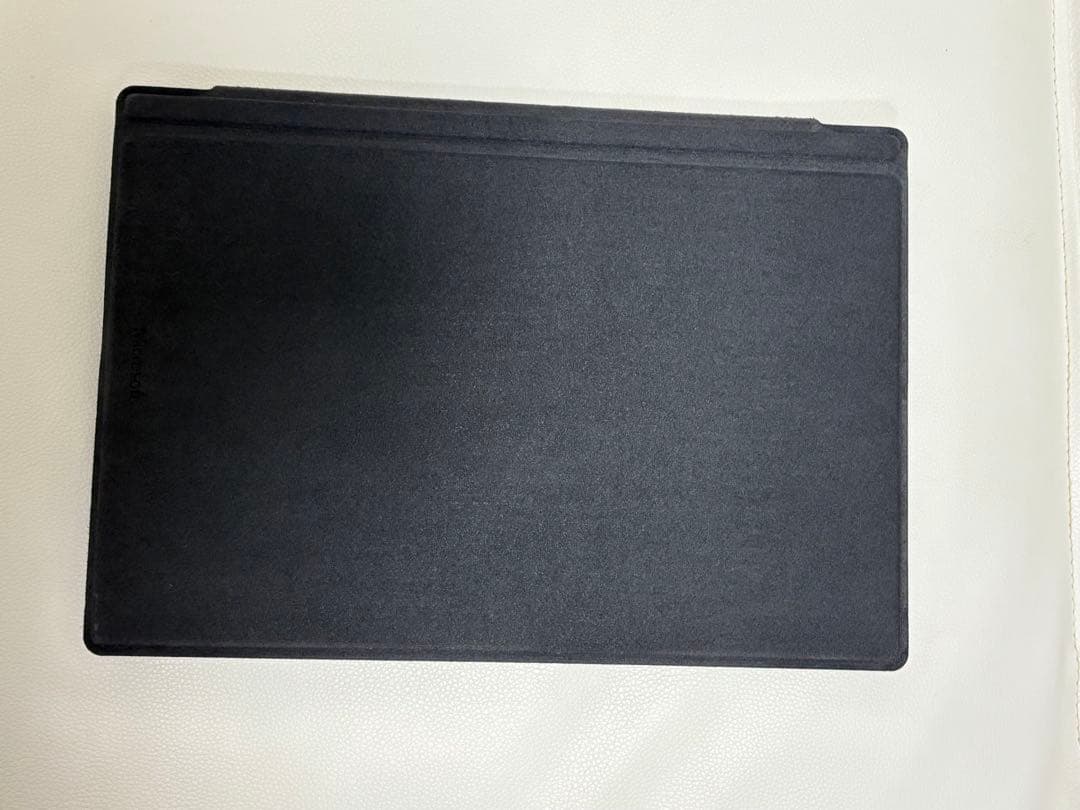 【美品】Microsoft Surface pro7 (おまけ付き)