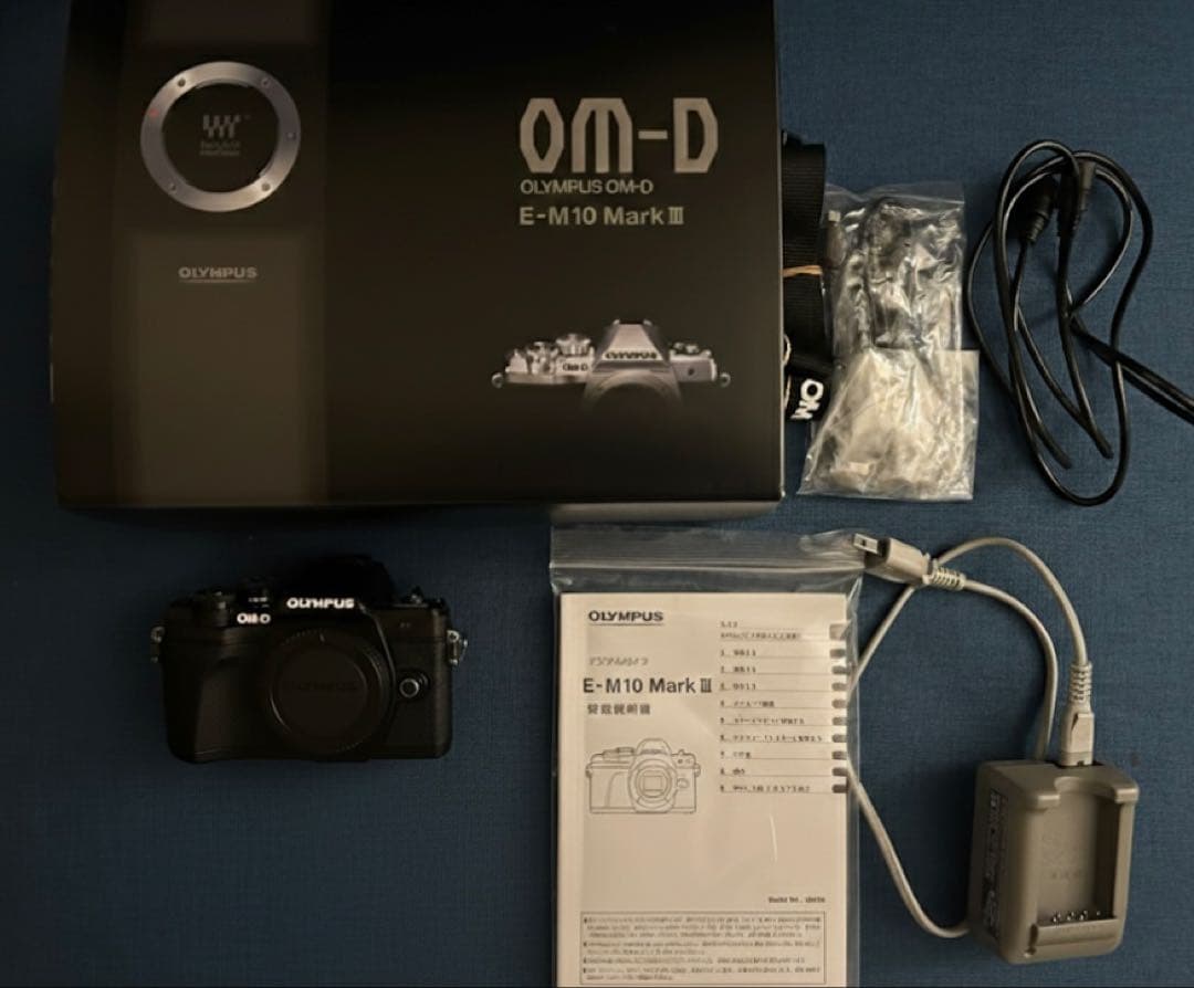 B*T様 OLYMPUS E-M10 Mark IIIミラーレス一眼 ボディ