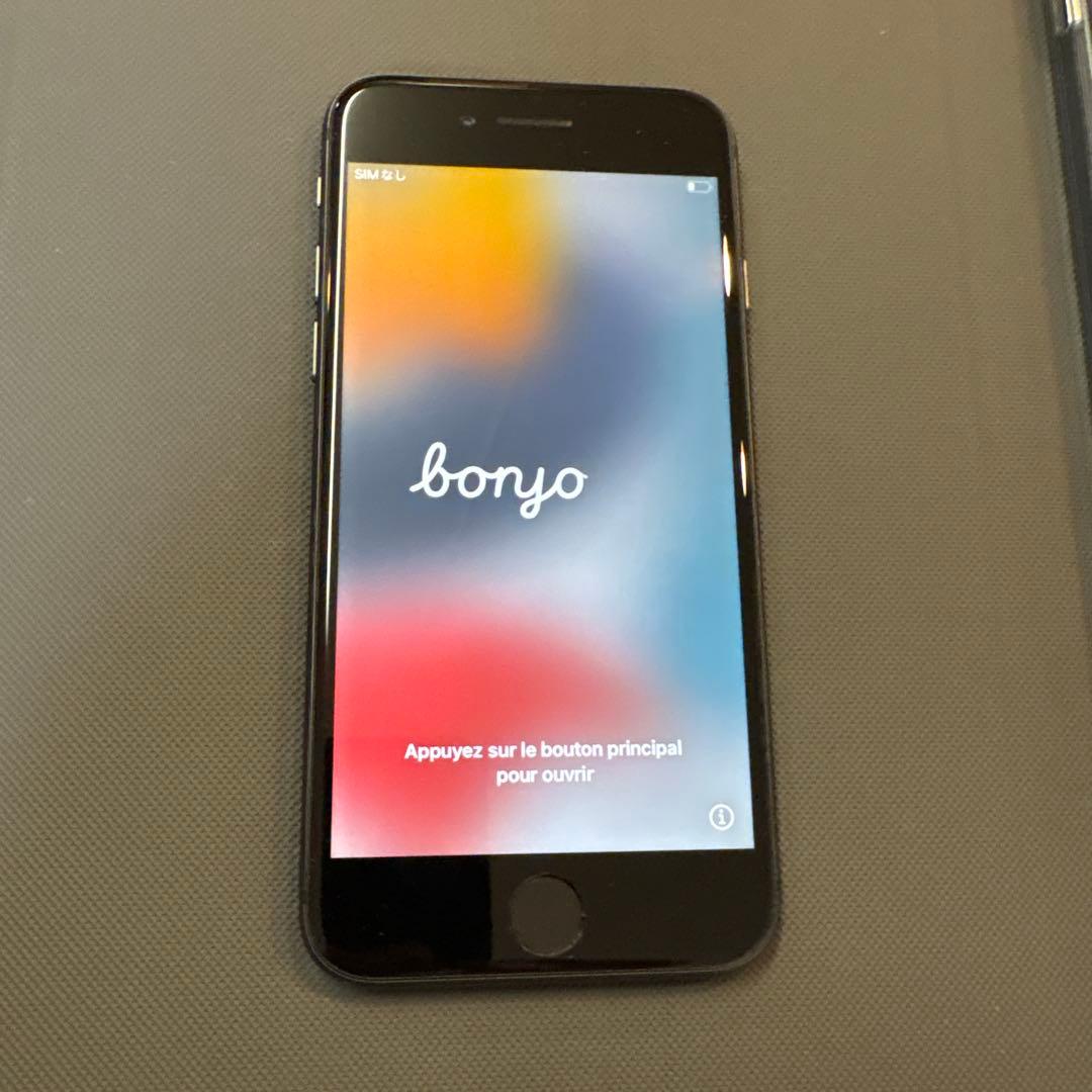 iPhone 8 64GB スペースグレー バッテリー82%