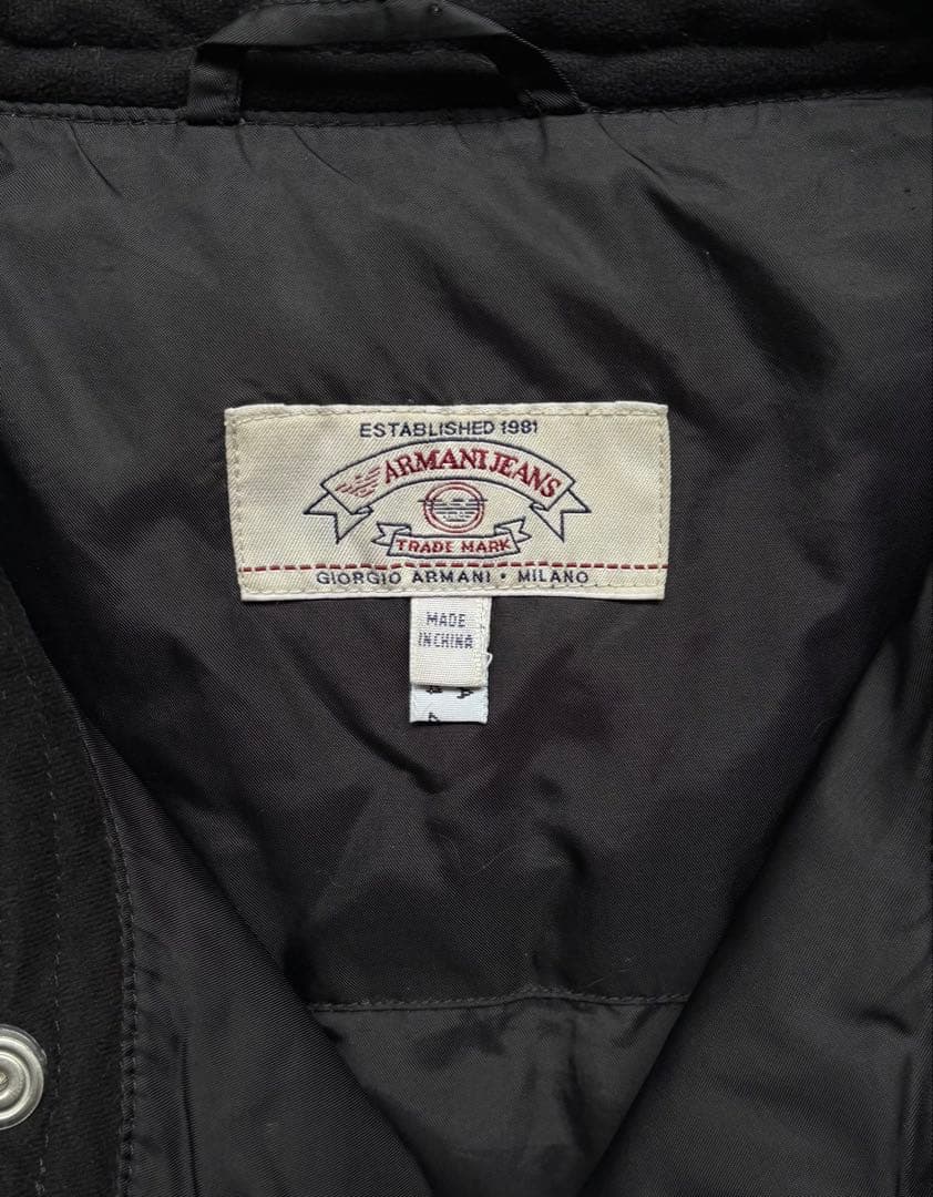 ARMANI JEANSアルマーニジーンズ 中綿キルティングジャケット ブラック