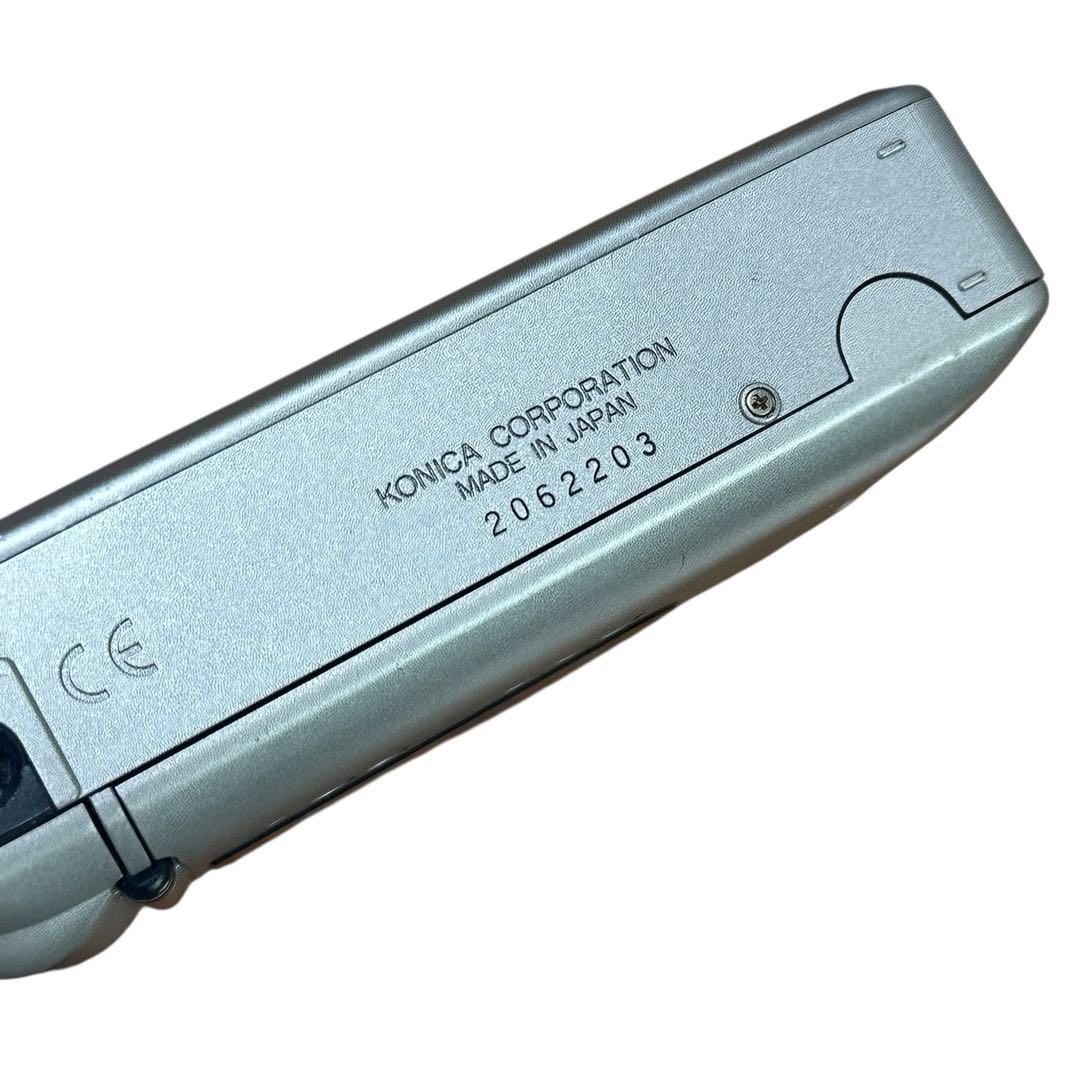 Konica カメラ　BiG mini シルバー