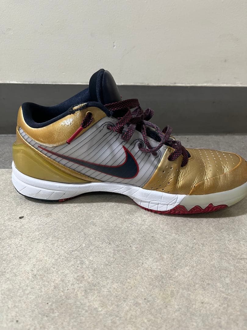 Nike Kobe バスケットボールシューズ