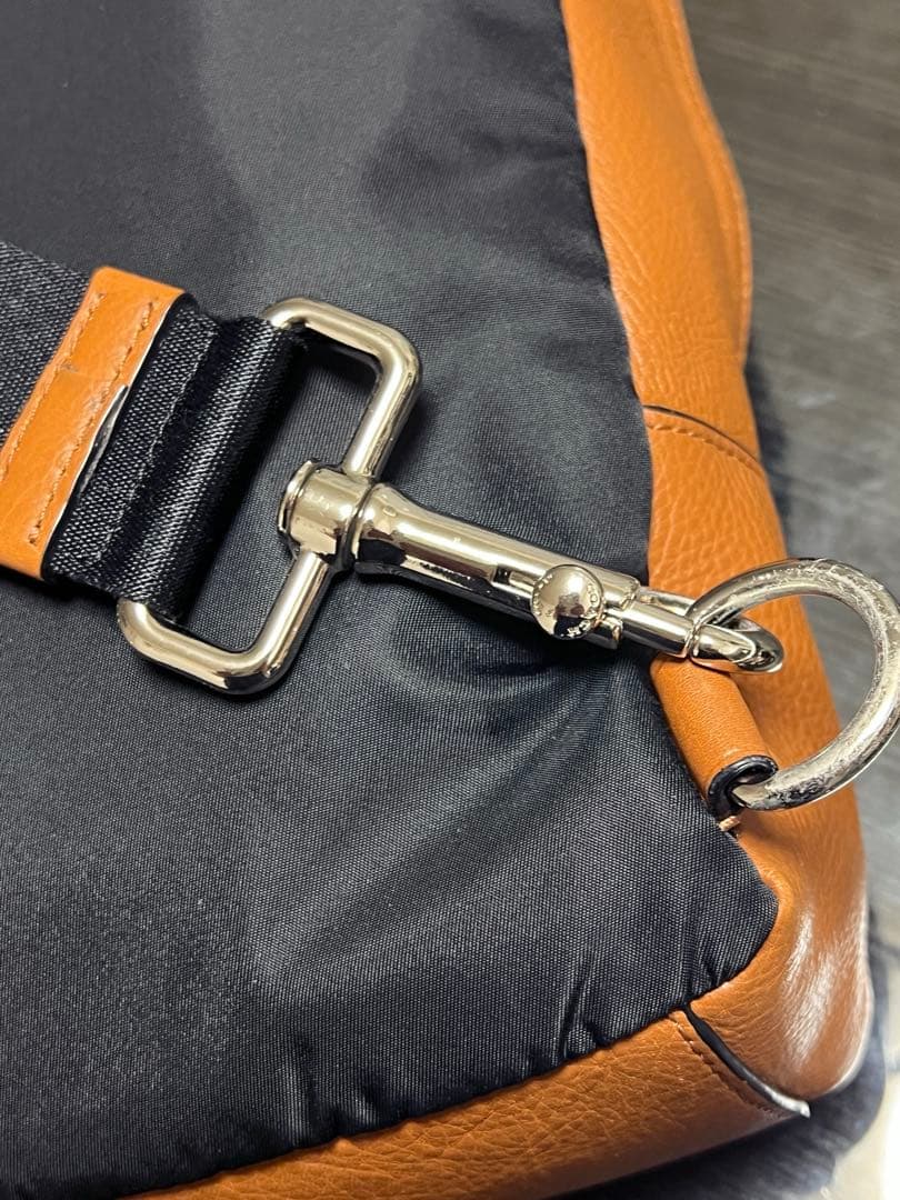 コーチ　ボディバッグ