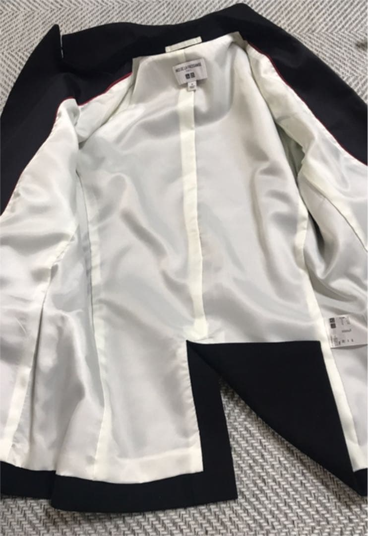 未使用　UNIQLO INES スーツ