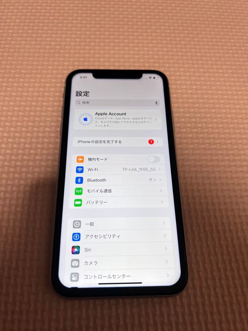 iPhone XR 64GB ホワイト 本体 SIMロック解除