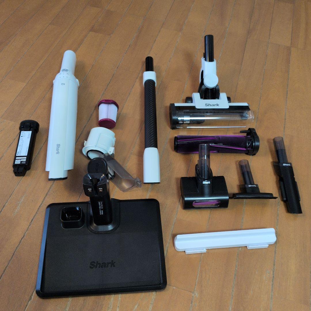 ★中古美品欠品あり大人気 Shark LC400JWH コードレスクリーナーです