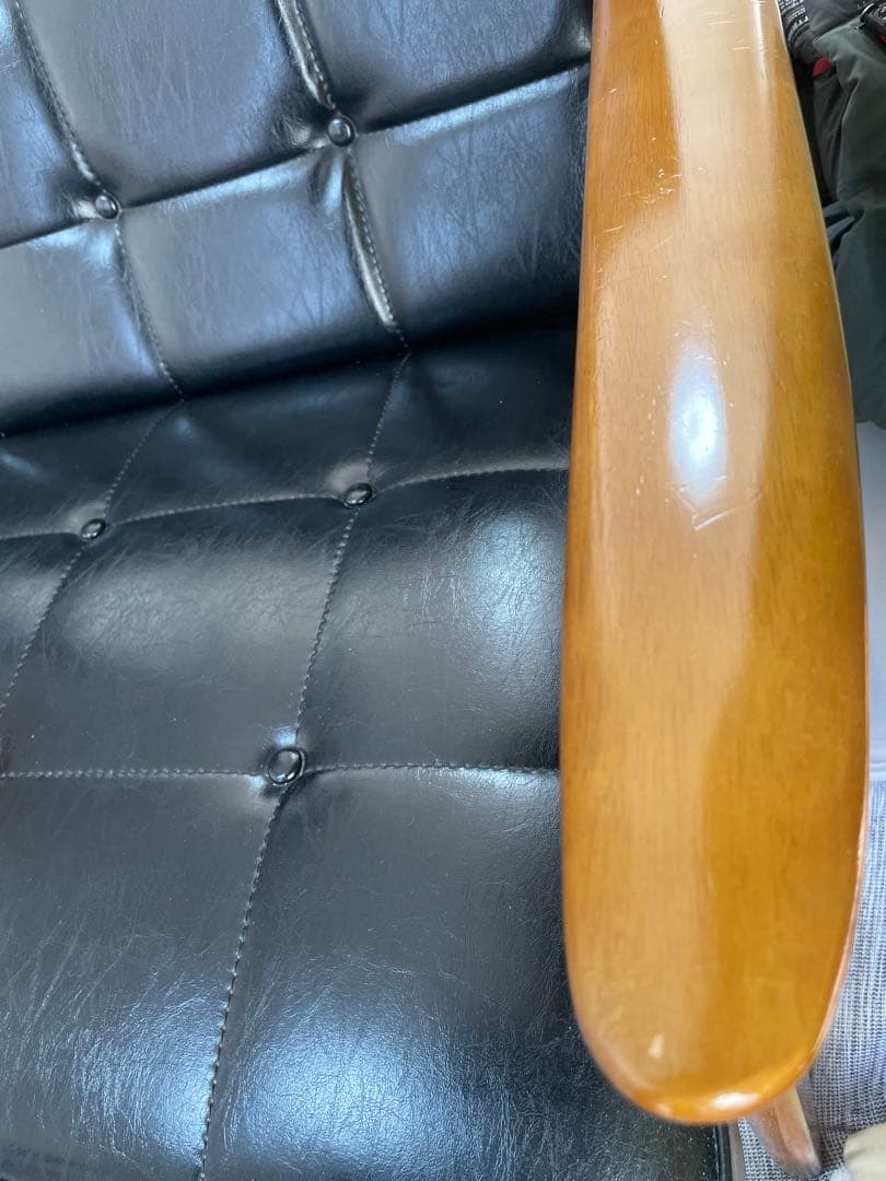 カリモク60 kチェア　2シーター