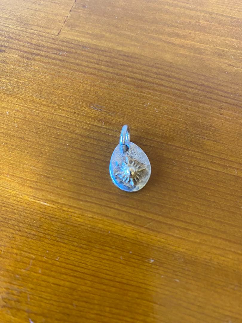 アリゾナフリーダム　ネックレストップ