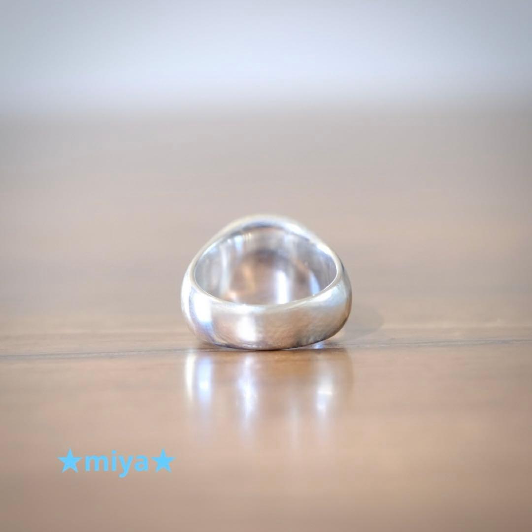 アクセサリー TOMWOOD / Oval Polished Black Onyx Ring