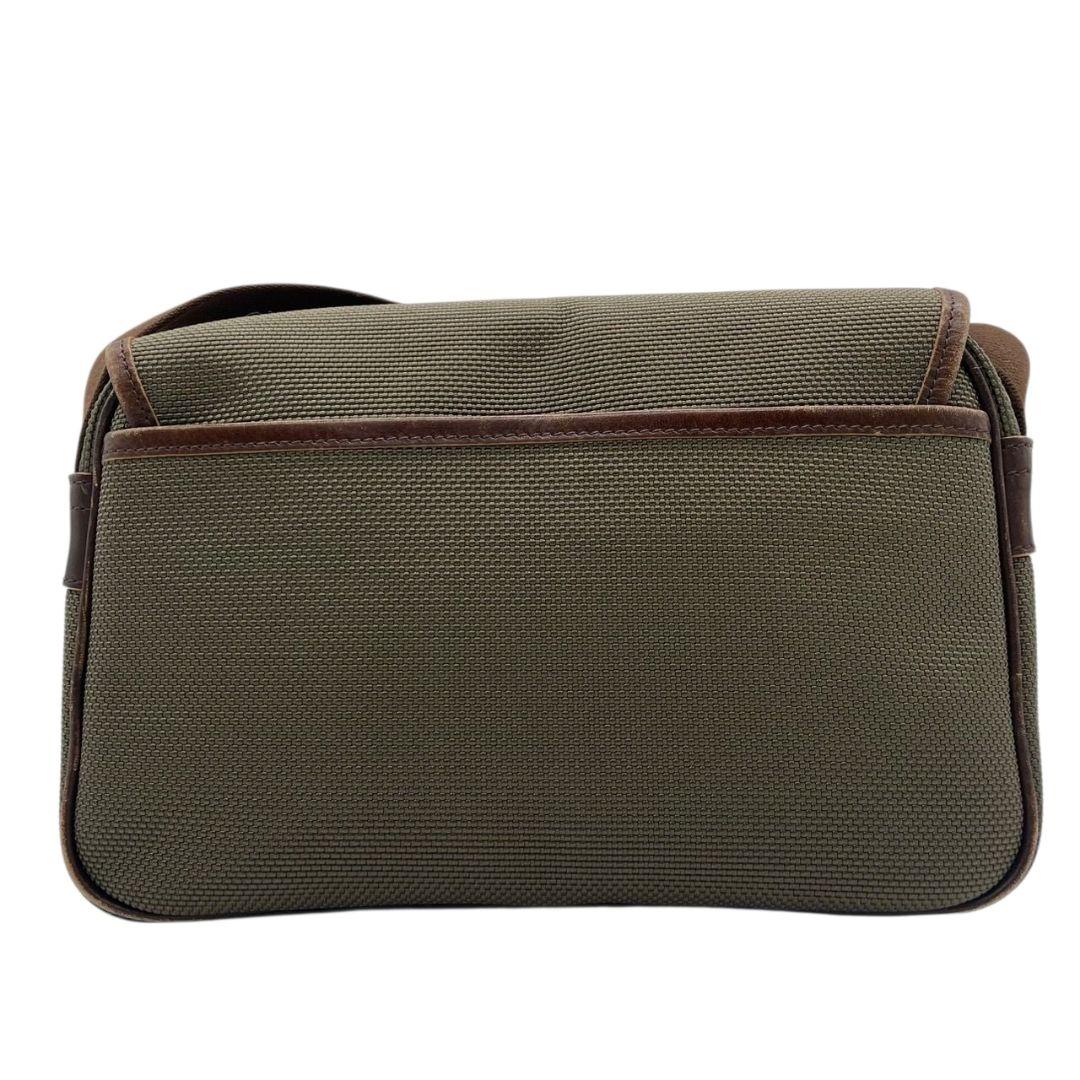 ハンティングワールド　ショルダーバッグ　緑　サファリ　斜め掛け可　s67