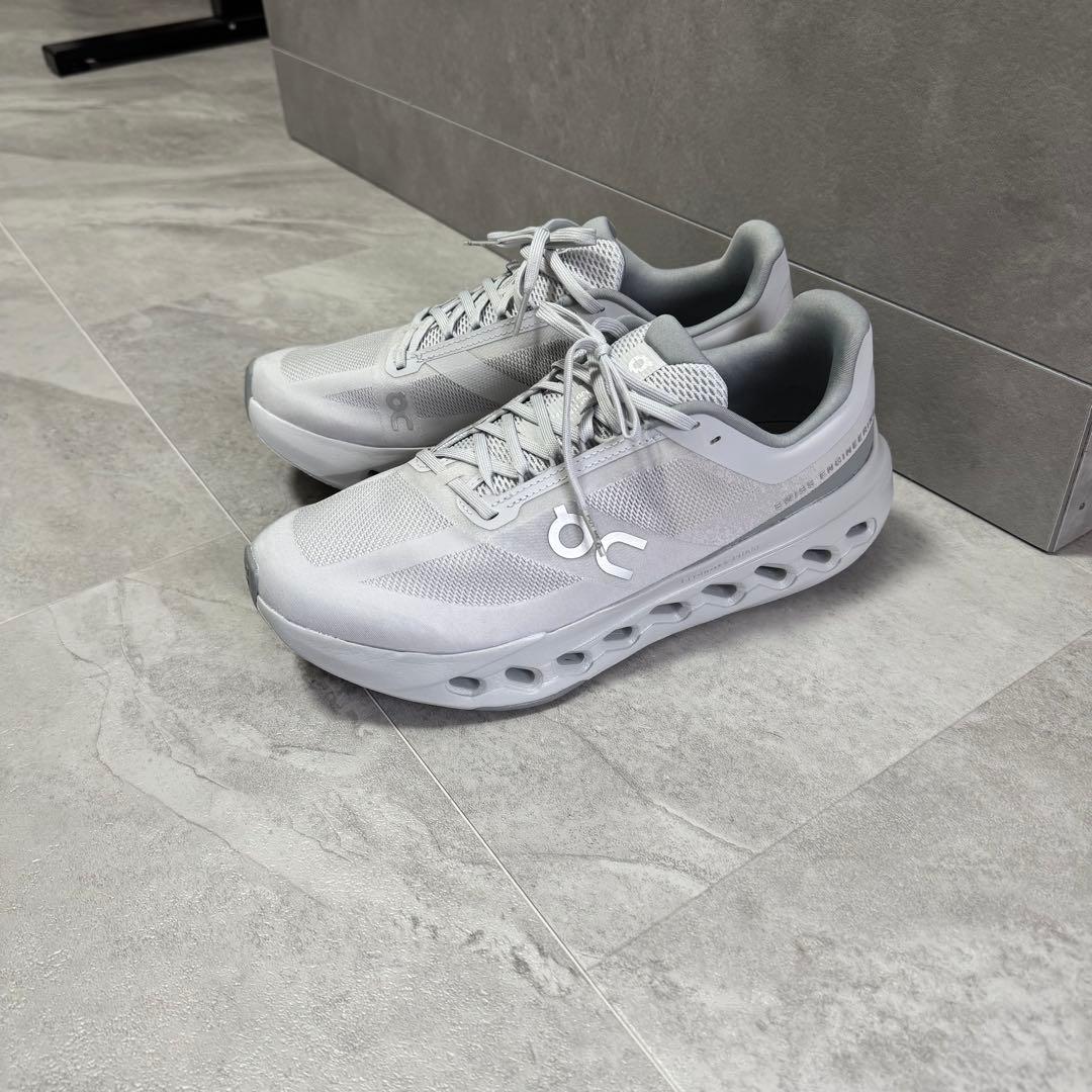 【極美品27.5】On Cloudsurfer Next オンクラウドサーファー