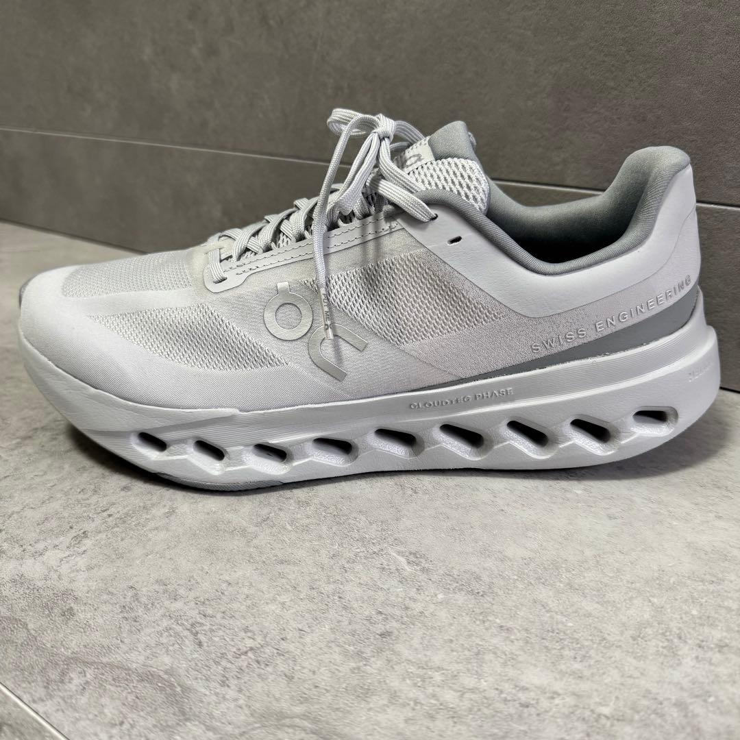【極美品27.5】On Cloudsurfer Next オンクラウドサーファー