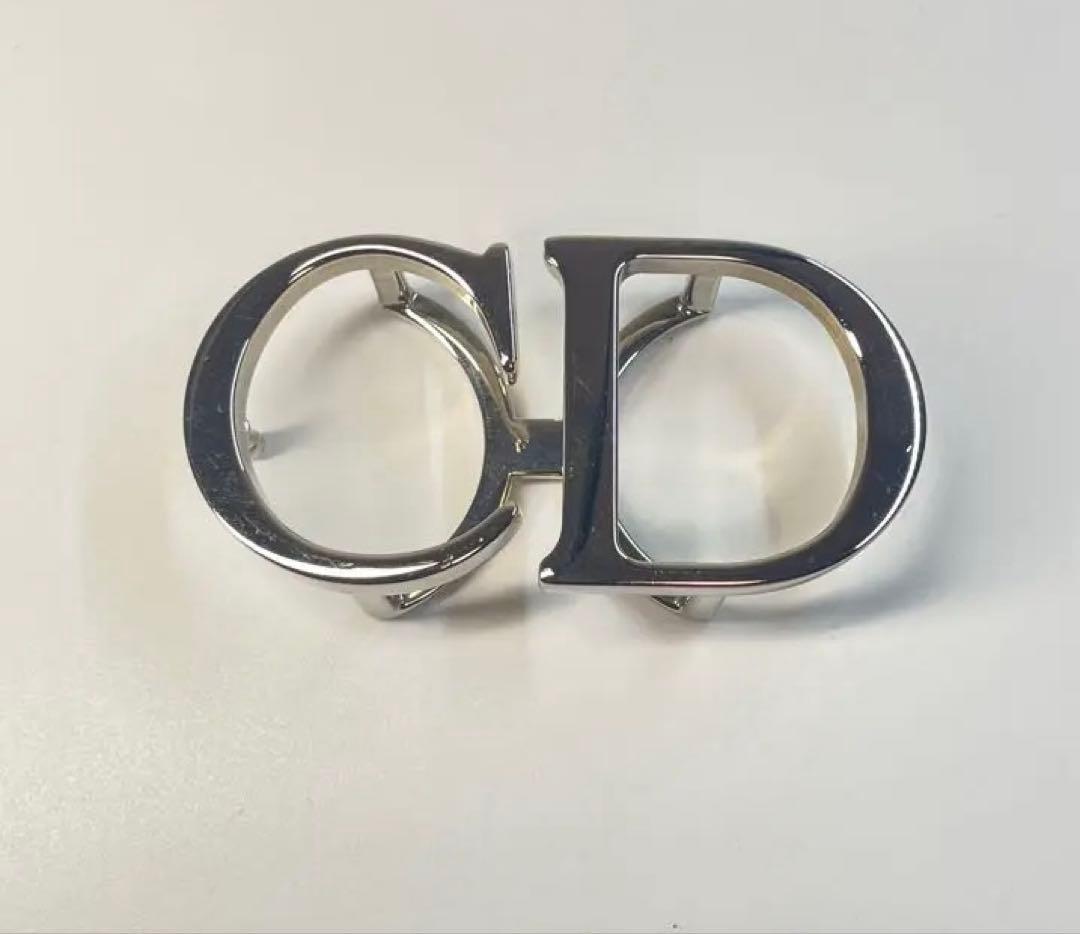 Christian Dior(クリスチャンディオール)ベルトバックル