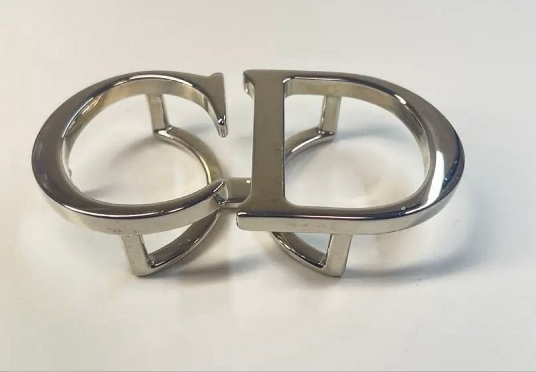 Christian Dior(クリスチャンディオール)ベルトバックル