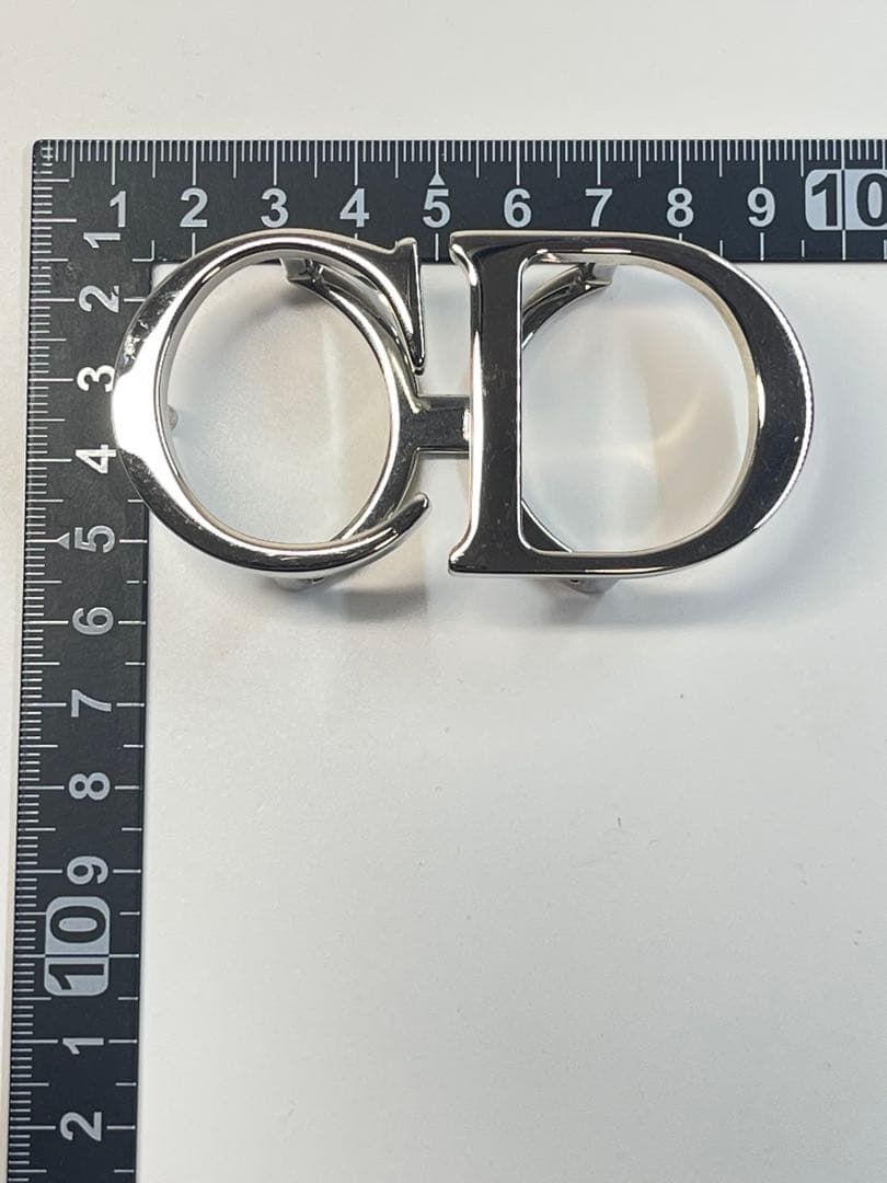 Christian Dior(クリスチャンディオール)ベルトバックル