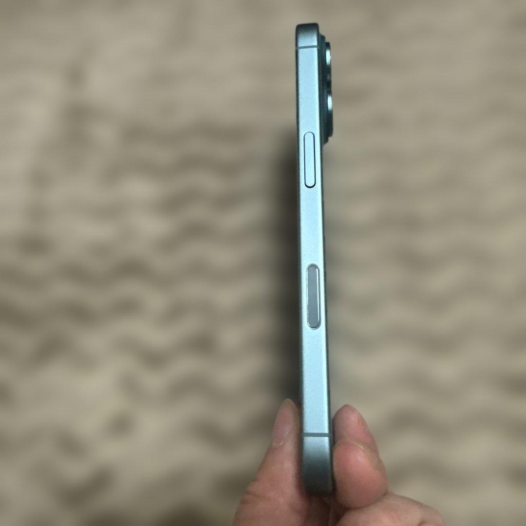 極美品iPhone16 128GB SIMフリー ティール