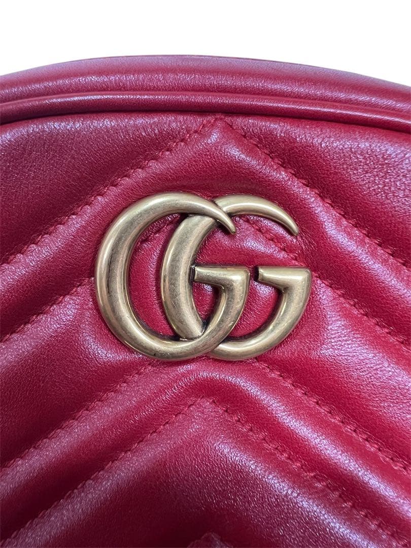 極美品　GUCCI グッチ　ボディバッグ　GGマーモント 476434 レッド