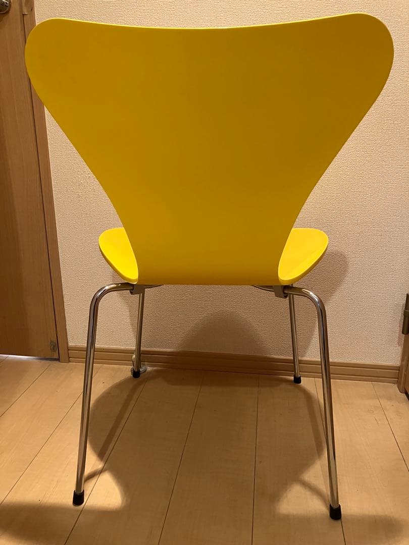 セブンチェア　イエロー　黄色