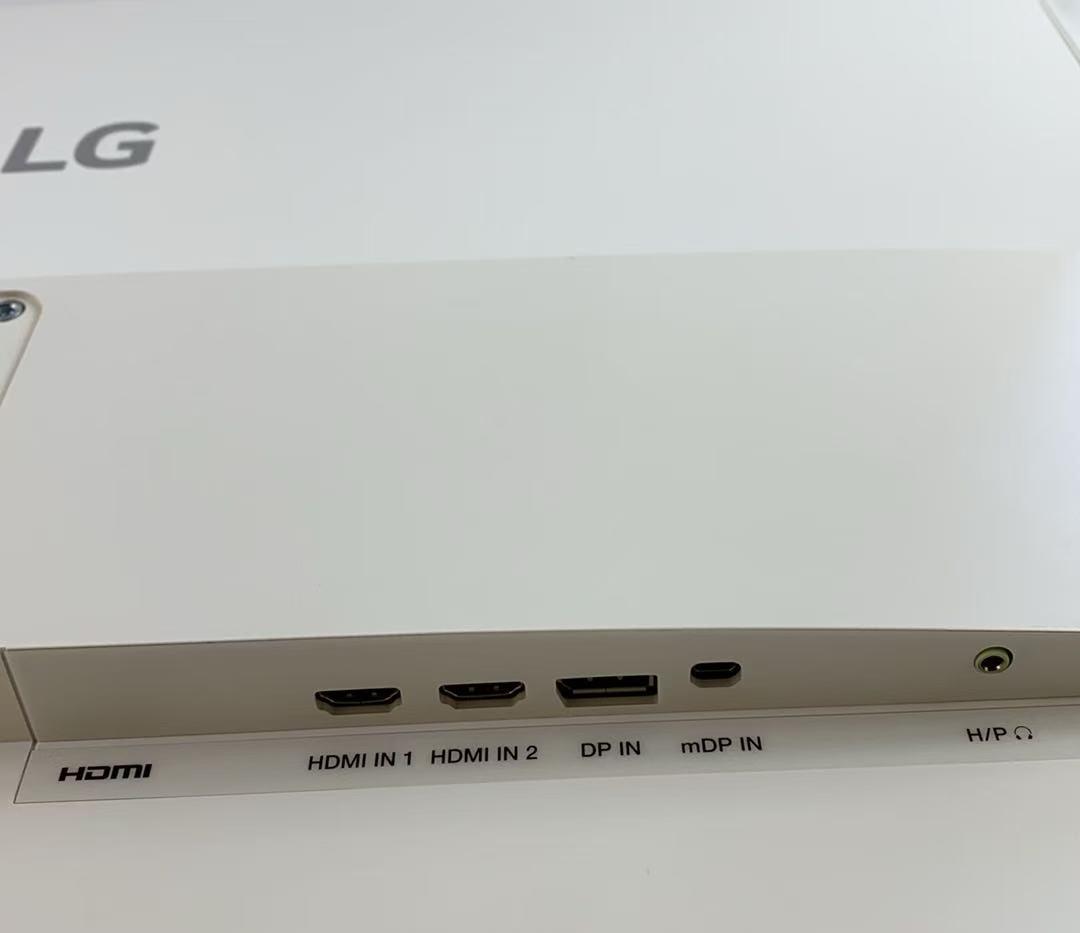 LG 31.5型 32QK500-W 大画面WQHD モニター