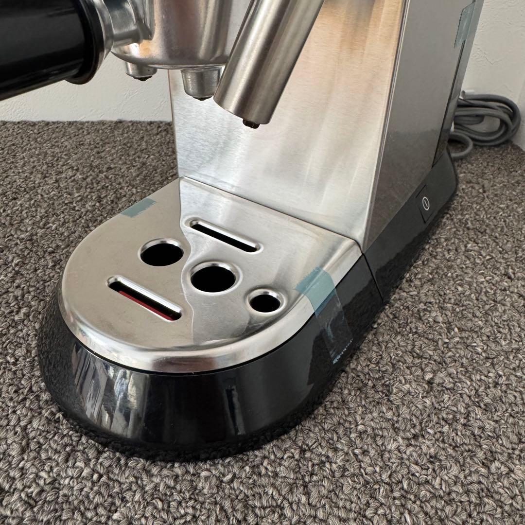 【美品】デロンギ EC680M エスプレッソマシン ミルクジャグ付