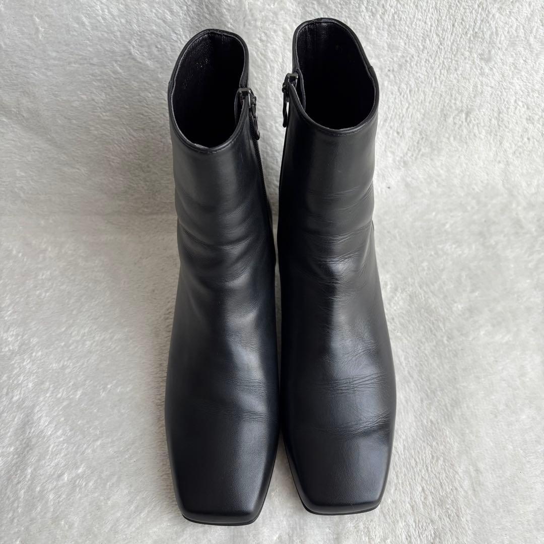 ✨️未使用級✨️ DIANA ダイアナ ショートブーツ レザー 黒 23.5㎝
