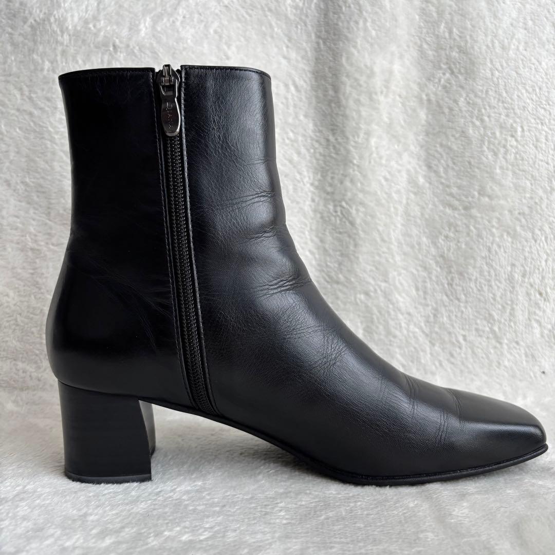 ✨️未使用級✨️ DIANA ダイアナ ショートブーツ レザー 黒 23.5㎝