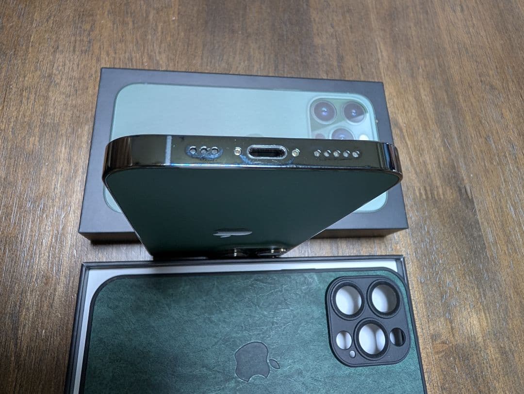 iPhone 13 pro 256GB アルパイングリーン純正充電アダプター付き