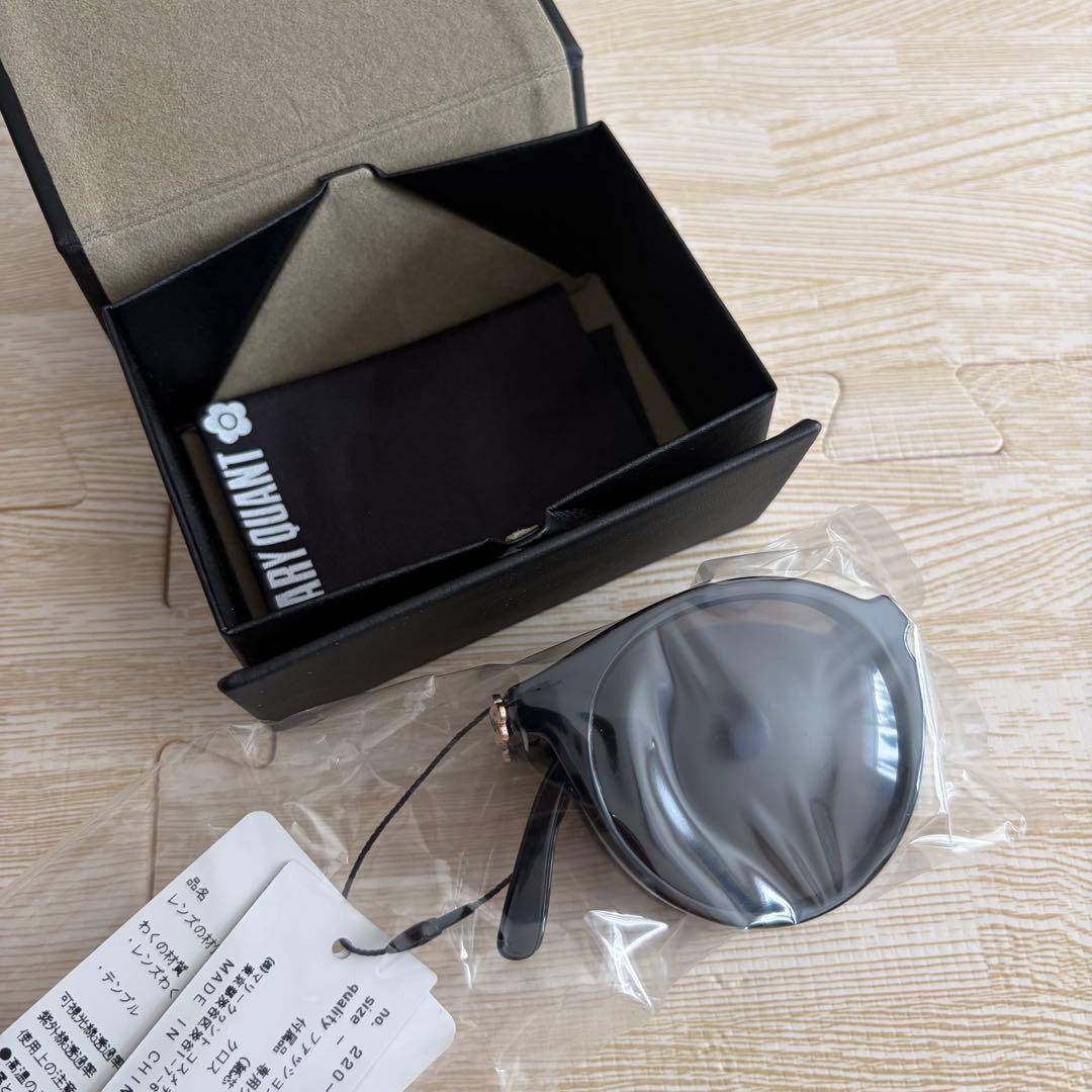 マリークワント サングラス コンパクトサングラス 完売品 折り畳み ブラック